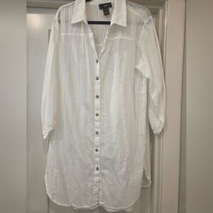 Lightweight White Women's Button-Front Tunic Shirt